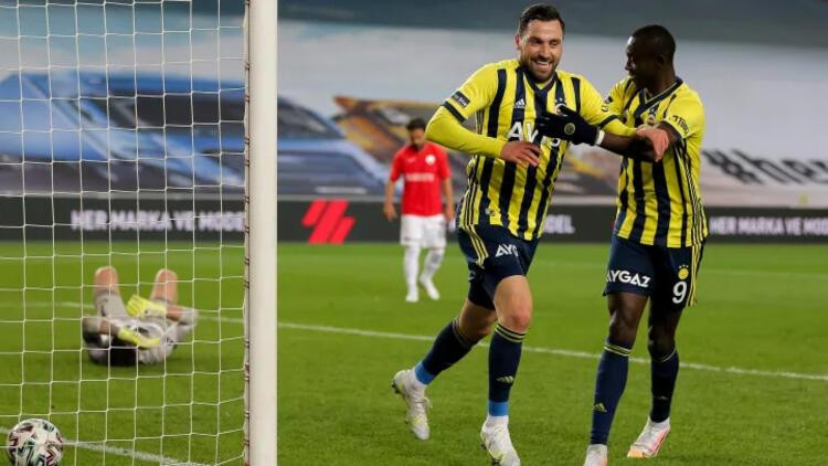 Fenerbahçe'ye Ersun Yanal sürprizi!