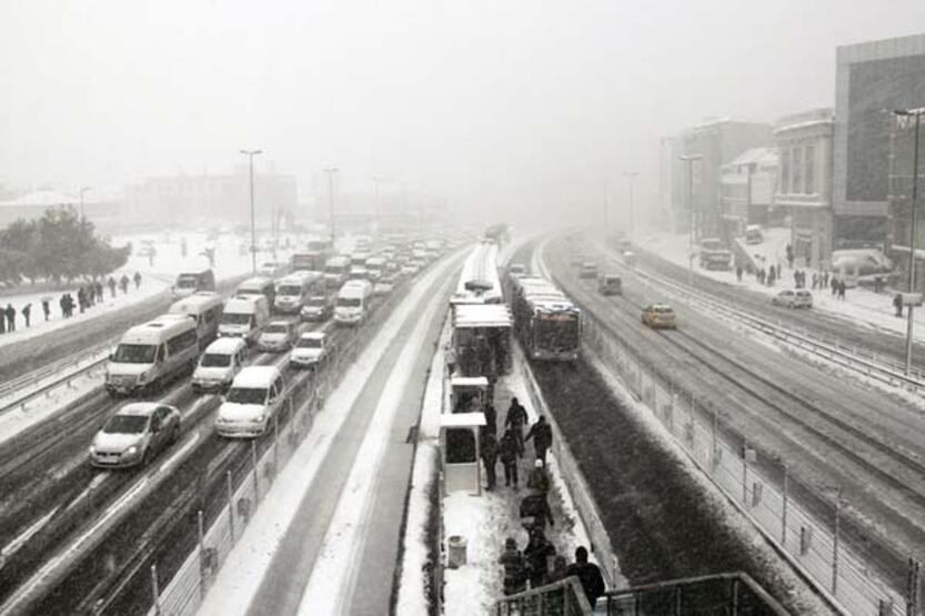 İstanbul için kar uyarısı: Günlerce sürecek!