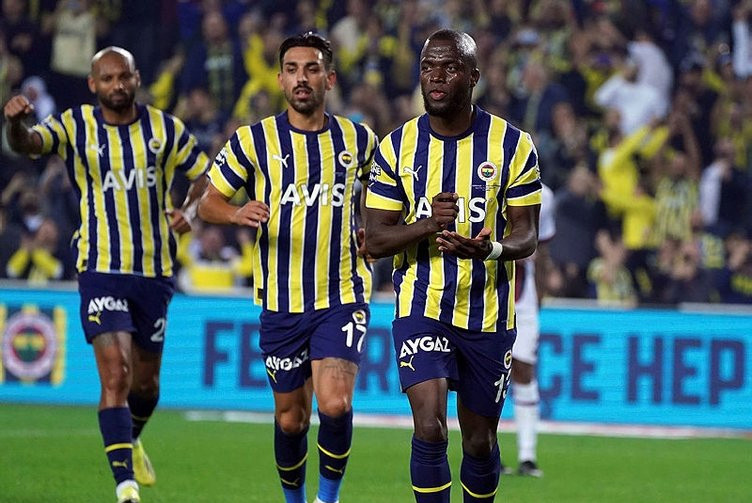 Fenerbahçe'nin yıldız ismine Milan'dan 12 milyon euro!