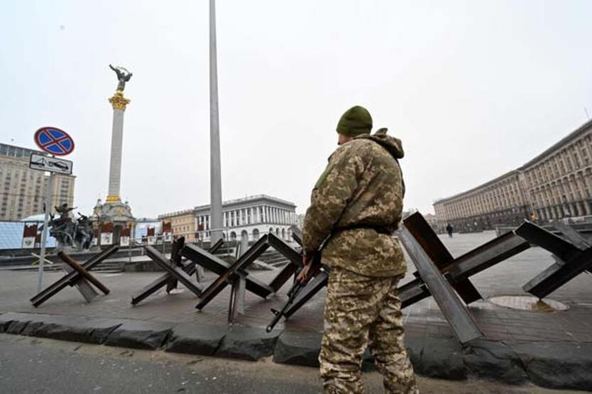 Rus konvoyu yaklaşıyor... Kiev direnişe hazırlanıyor! 