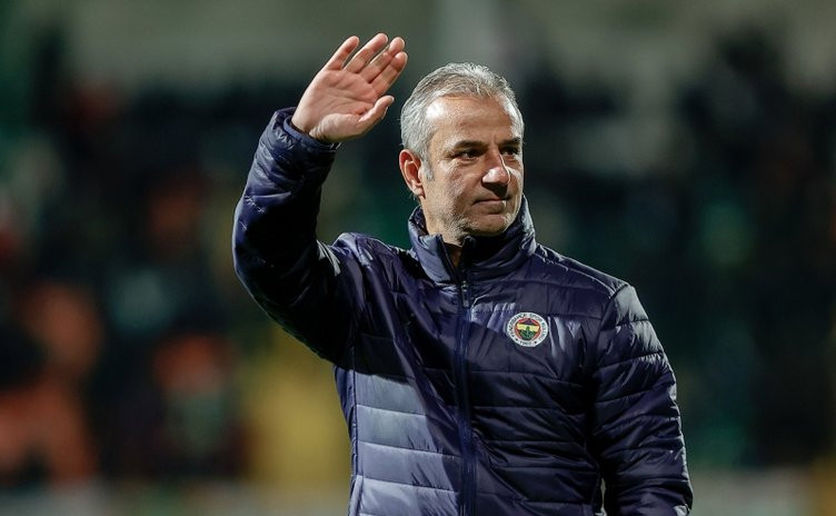 İşte Fenerbahçe'nin yeni golcüsü: 13 oyuncu için karar!