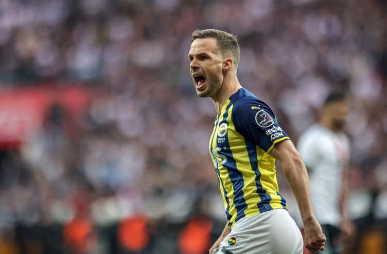 Fenerbahçe'de jesus düğmeye bastı: 11 isim yolcu...