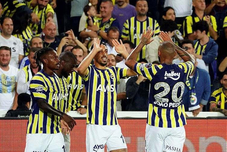 Fenerbahçe'den transfer operasyonu: İşte listedeki isimler!